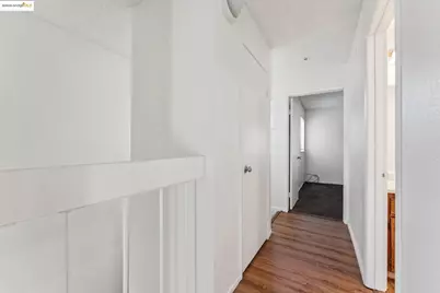 9663 Elmview, Oakland, CA 94603 - Photo 32