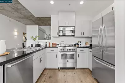 311 2nd St #405, Oakland, CA 94607 - Photo 6