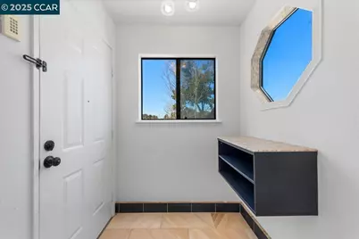 219 Sea Crest Cir, Vallejo, CA 94590 - Photo 4