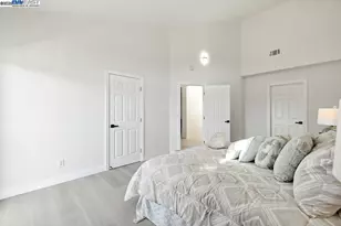 1739 22nd St, Oakland, CA 94606 - Photo 42