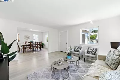 1739 22nd St, Oakland, CA 94606 - Photo 8