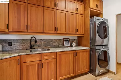 1531 Foster Rd, Napa, CA 94558 - Photo 18