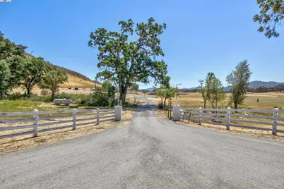 7878 Butts Canyon Road, Pope Valley, CA 94567 - Photo 2