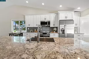 51 Discovery Bay Blvd, Discovery Bay, CA 94505 - Photo 14