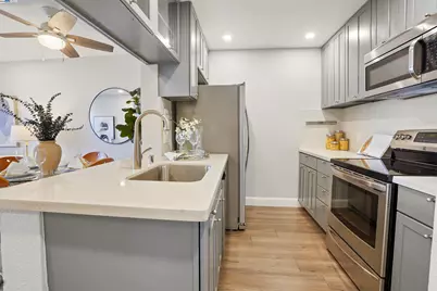 29300 Dixon St #106, Hayward, CA 94544 - Photo 8