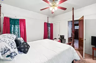 835 Apgar St, Oakland, CA 94608 - Photo 14