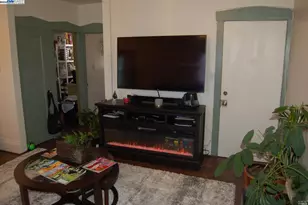 5103 Fairfax Ave, Oakland, CA 94601 - Photo 8