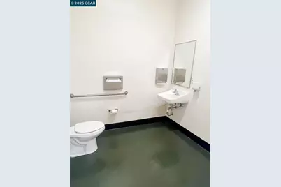 2220 Pear St, Pinole, CA 94564 - Photo 8