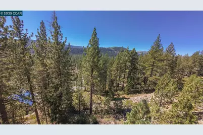 12605 Sierra Dr, Truckee, CA 96161 - Photo 10
