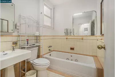 841 Ocean Ave, San Francisco, CA 94112 - Photo 20