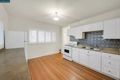 2581 Charles Ave, Pinole, CA 94564 - Photo 28