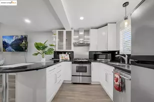 7572 Mountain Blvd, Oakland, CA 94605 - Photo 8