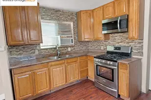 1132 86th Ave, Oakland, CA 94621 - Photo 2