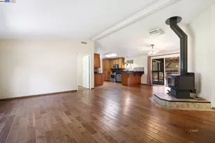 180 Steelhead Cir, Lewiston, CA 96052 - Photo 4