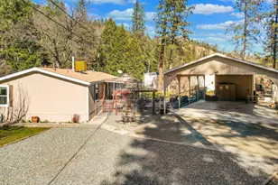 180 Steelhead Cir, Lewiston, CA 96052 - Photo 2