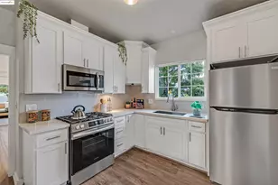 1641 20th St, Oakland, CA 94606 - Photo 14