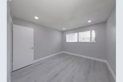 32625 Brenda Way #1, Union City, CA 94587 - Photo 8