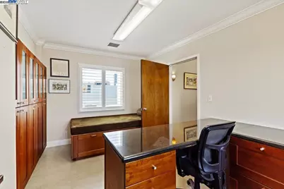 212 9th St, Oakland, CA 94607 - Photo 6