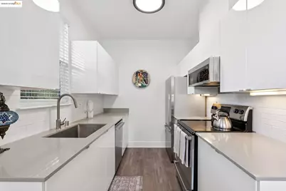 15 Shoreline Ct, Richmond, CA 94804 - Photo 12