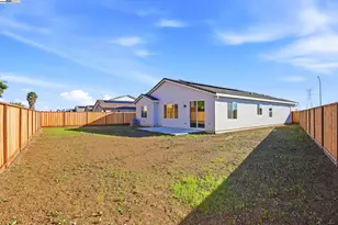 335 Astilbe St, Discovery Bay, CA 94505 - Photo 10