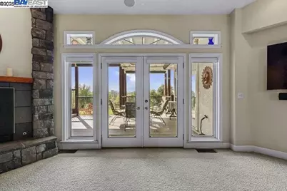 6038 Gleneagles Court, Redding, CA 96003 - Photo 14