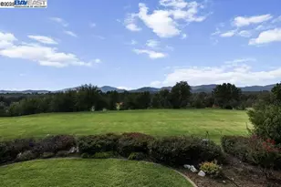 6038 Gleneagles Ct, Redding, CA 96003 - Photo 52