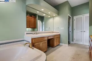 6038 Gleneagles Ct, Redding, CA 96003 - Photo 38