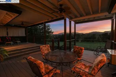 6038 Gleneagles Court, Redding, CA 96003 - Photo 48