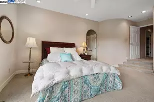 6038 Gleneagles Ct, Redding, CA 96003 - Photo 34