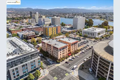 184 13th St, Oakland, CA 94612 - Photo 2