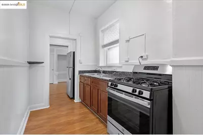 184 13th St, Oakland, CA 94612 - Photo 8