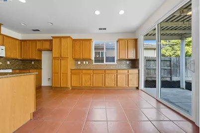 775 Sweetwood Ln, Patterson, CA 95363 - Photo 14