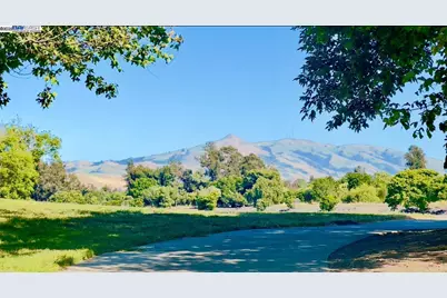 37230 2nd St, Fremont, CA 94536 - Photo 44