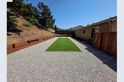 136 Evergreen Way, Vallejo, CA 94591 - Photo 38