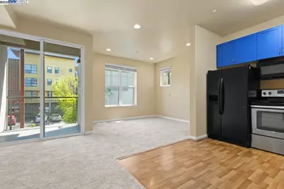 1121 40th Street #4201, Emeryville, CA 94608 - Photo 8