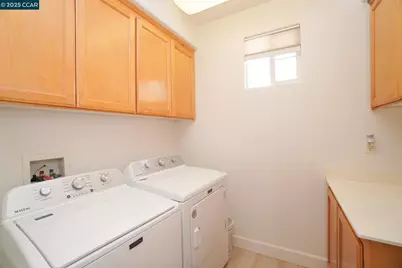 6223 Newhaven Ln, Vallejo, CA 94591 - Photo 32