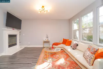 6223 Newhaven Ln, Vallejo, CA 94591 - Photo 6