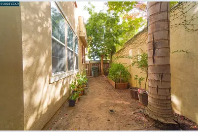 6223 Newhaven Ln, Vallejo, CA 94591 - Photo 50