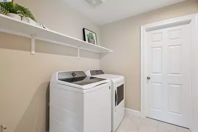 15492 Warbler Pl, Lathrop, CA 95330 - Photo 22