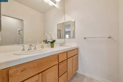 22716 Atherton St, Hayward, CA 94541 - Photo 6