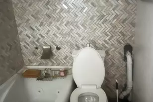 1161 64th St, Oakland, CA 94608 - Photo 32