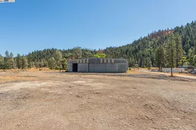 30661 State Hwy 3, Douglas City, CA 96024 - Photo 16
