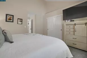 235 Pebblecreek Ct, Martinez, CA 94553 - Photo 22