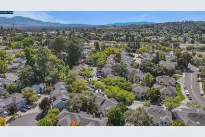 235 Pebblecreek Ct, Martinez, CA 94553 - Photo 42