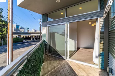 410 Webster St #1, Oakland, CA 94607 - Photo 32