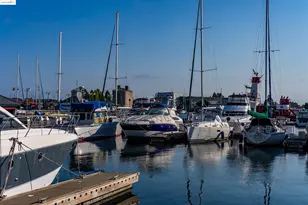 410 Webster St, Oakland, CA 94607 - Photo 44