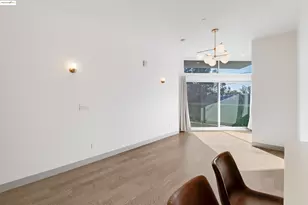 410 Webster St, Oakland, CA 94607 - Photo 22