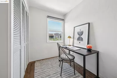 4170 Emerald St #4, Oakland, CA 94609 - Photo 24