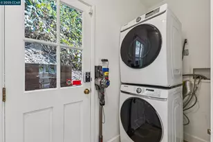 32 Dos Posos, Orinda, CA 94563 - Photo 16