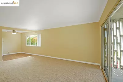 7940 Bancroft Avenue, Oakland, CA 94605 - Photo 12